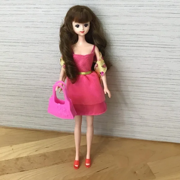 MIMI World Korean Fashion Doll - Picture 1 of 14
